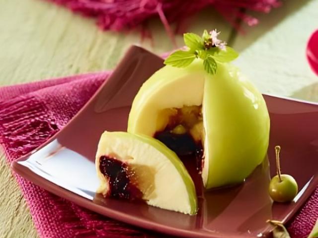 L'Agate de Pommes Caramélisées Coulis de Cassis